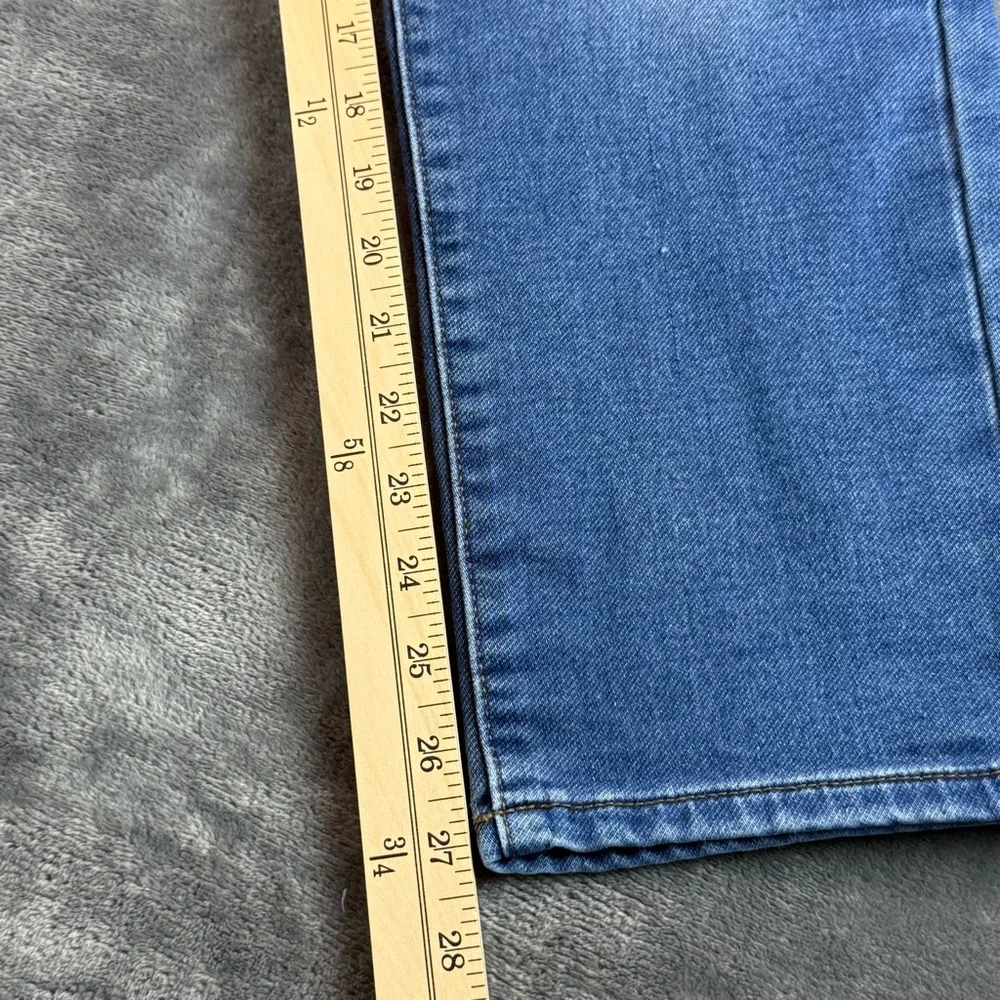 32‎ Cool Sweatpant Jean Men's Jean Size 28 Straight Leg Medium Wash